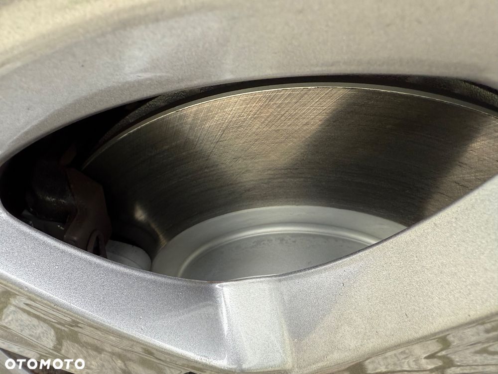 Ford Focus Turnier 1.5 EcoBlue Start-Stopp-System TITANIUM - 36