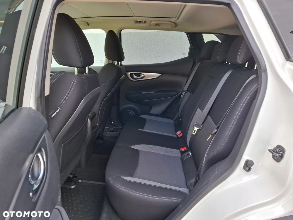 Nissan Qashqai 1.6 DIG-T 360 - 19