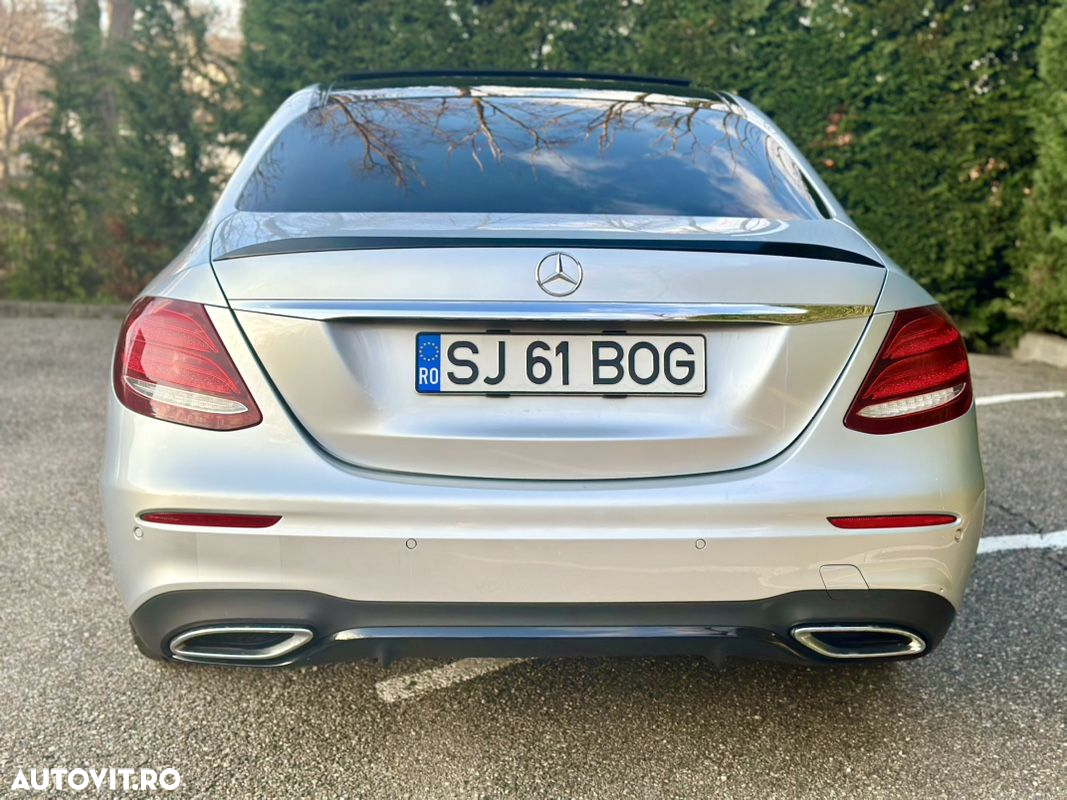 Mercedes-Benz E 220 d 4Matic T 9G-TRONIC AMG Line - 5