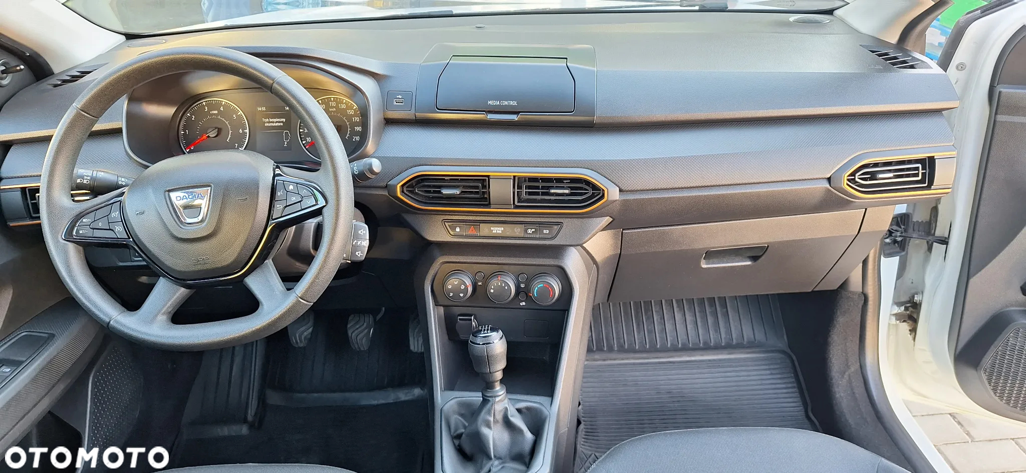 Dacia Sandero Stepway TCe 90 Essential - 16