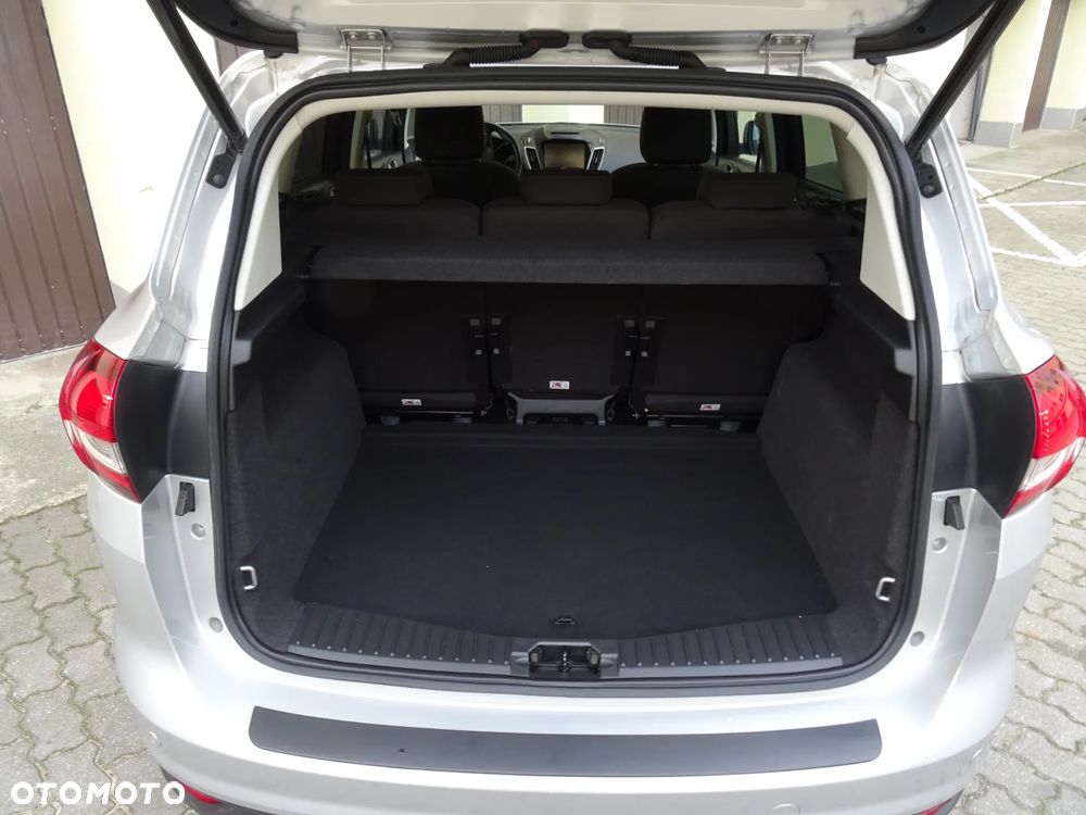 Ford C-MAX 1.5 TDCi Edition - 10