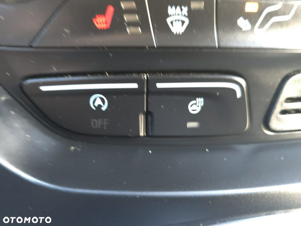 Ford Kuga - 19