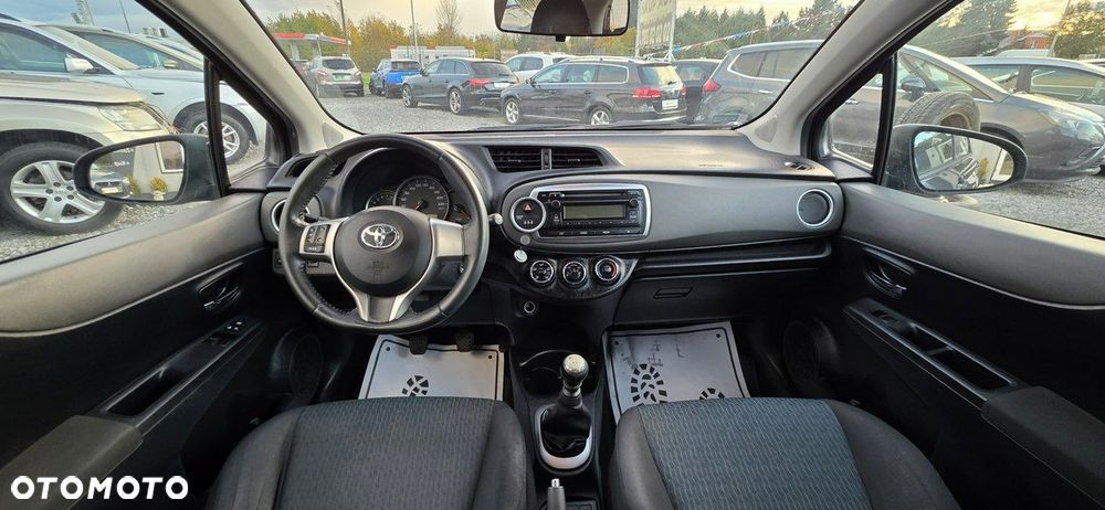 Toyota Yaris - 23