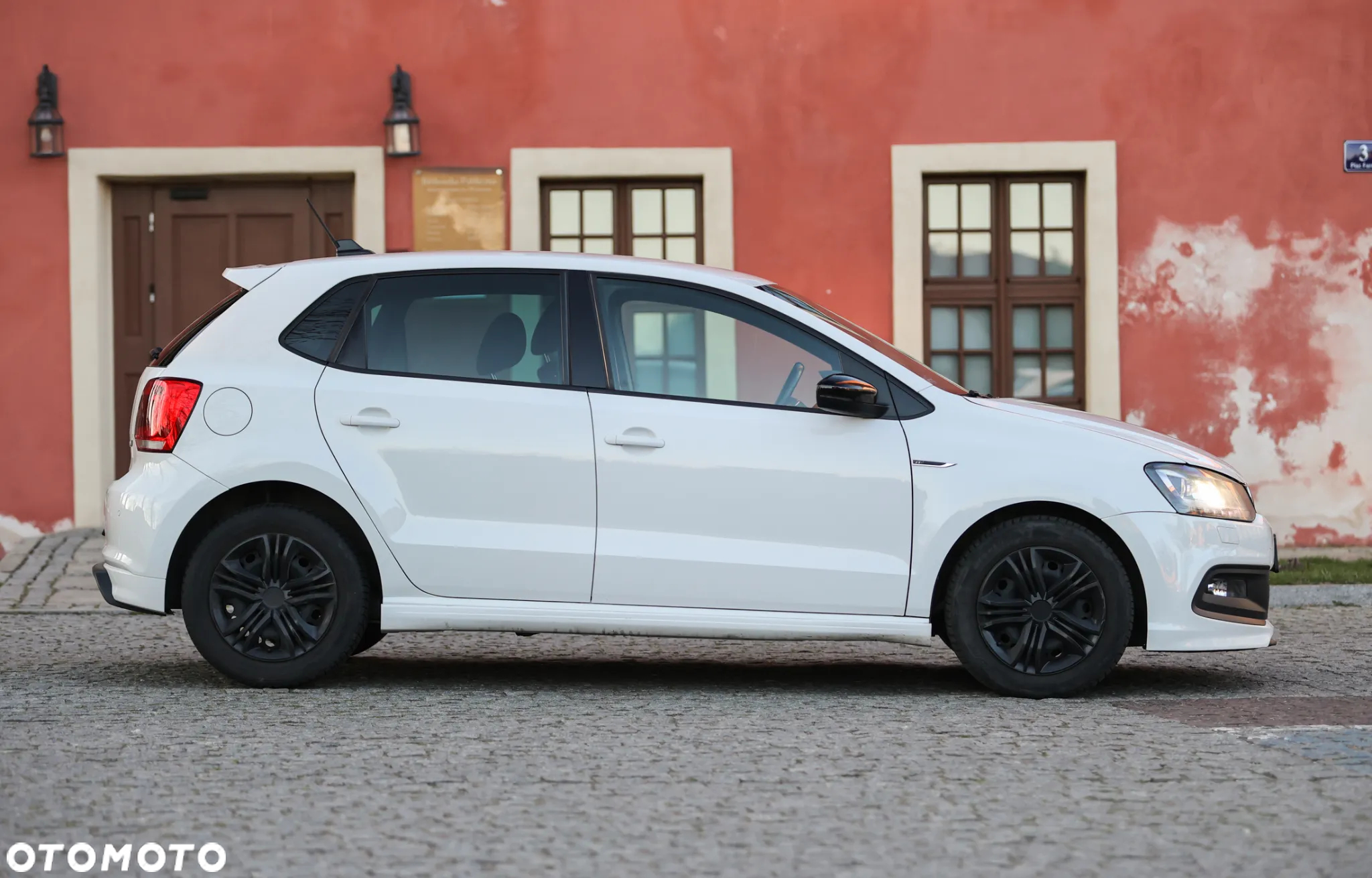 Volkswagen Polo - 4