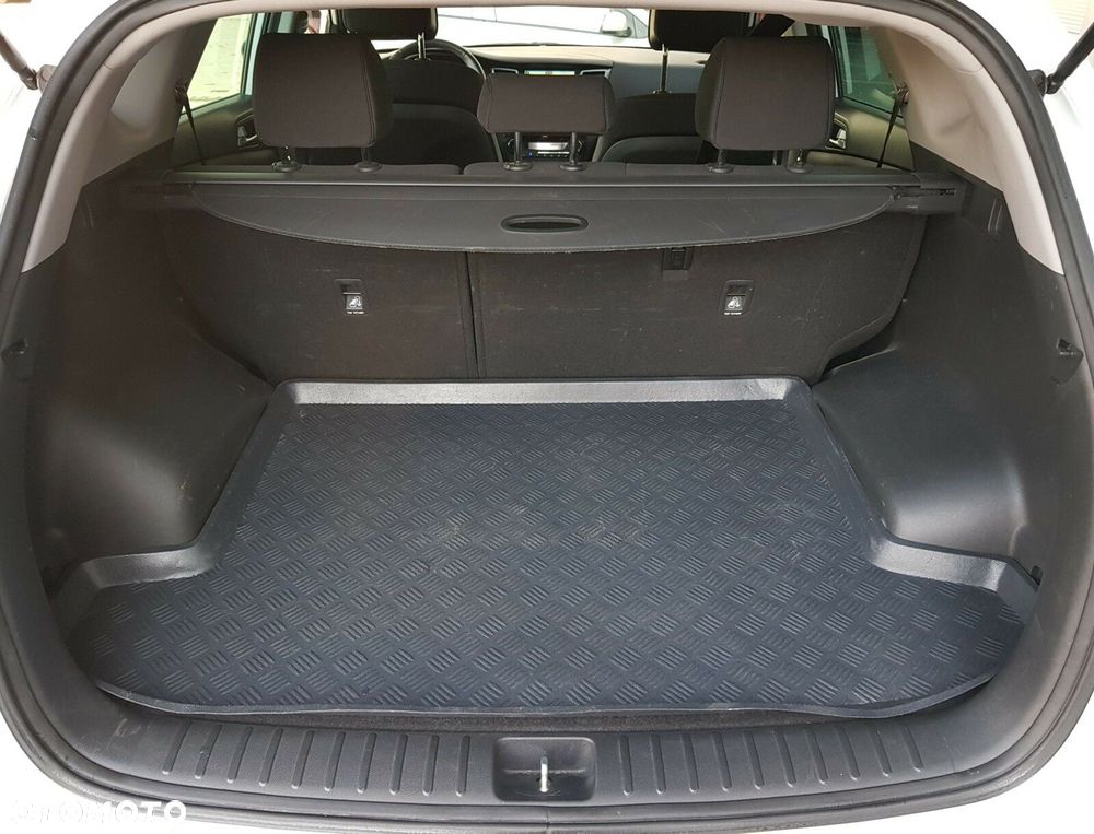 Hyundai Tucson 1.6 GDI BlueDrive Comfort 2WD - 35