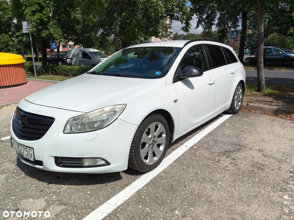 Opel Insignia - 1