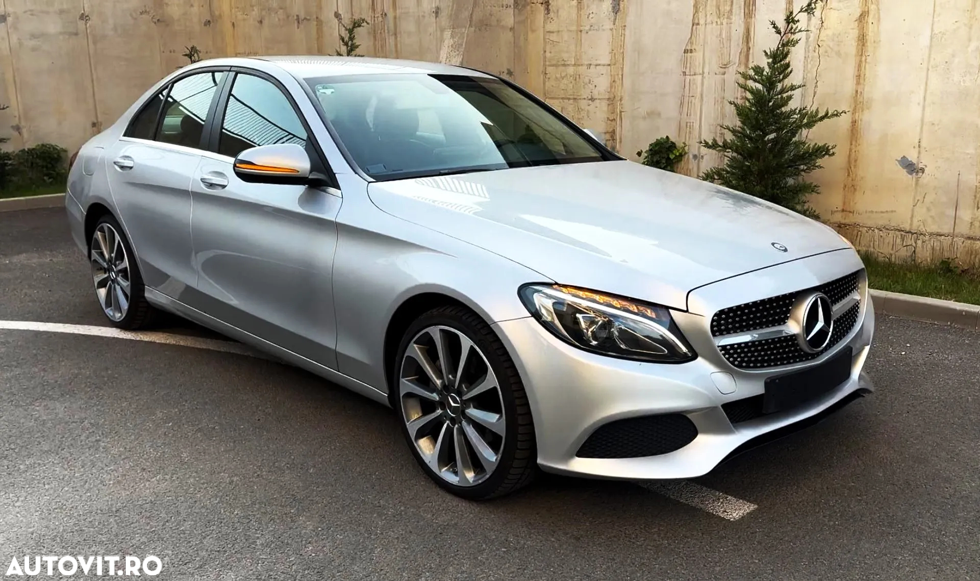 Mercedes-Benz C 200 T 7G-TRONIC Exclusive - 3