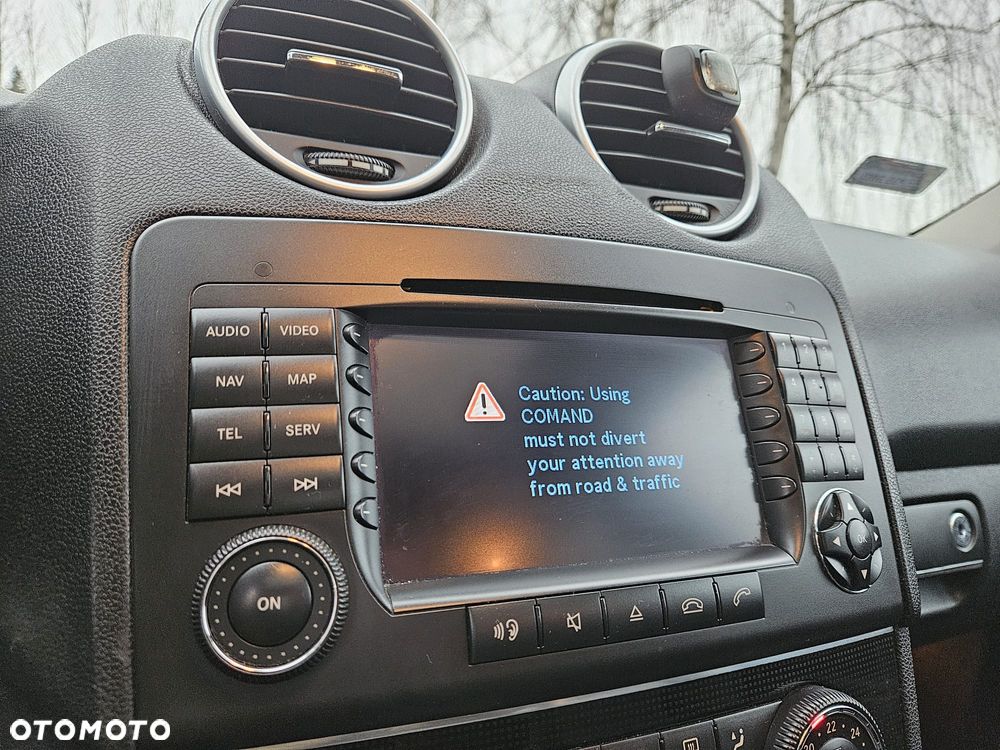 Mercedes-Benz ML - 33