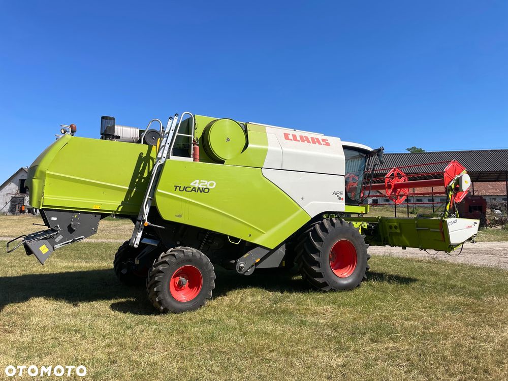 Claas Tucano 420 - 3