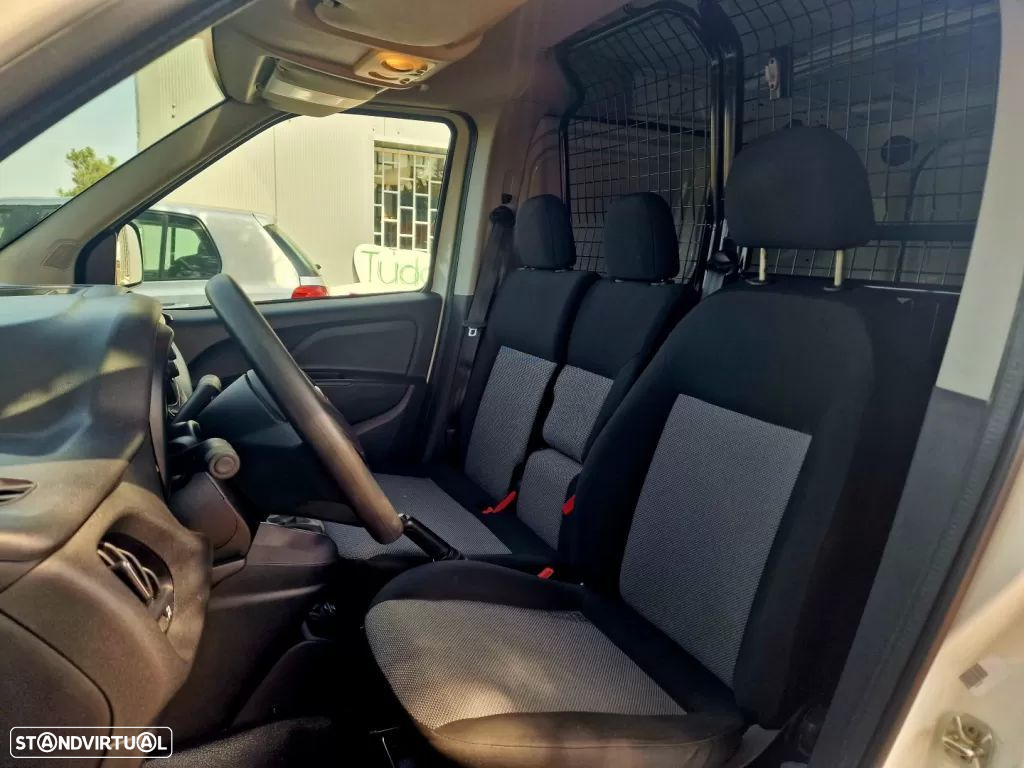 Fiat Doblo Cargo 1.6 Multijet-IVA Dedutível-AC - 14