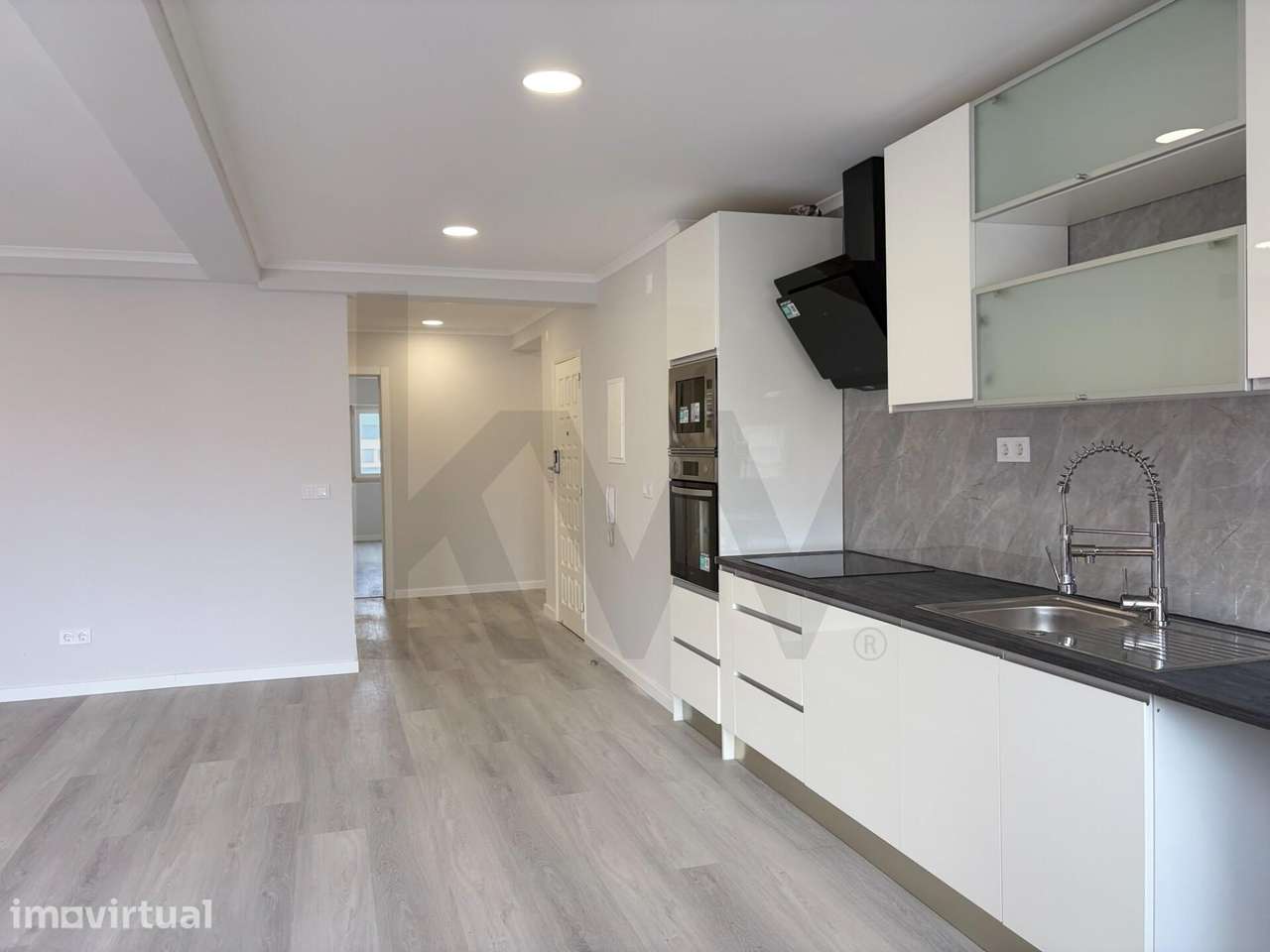 Apartamento T4 Remodelado com Recuperador de Calor e 2 frentes solares - Grande imagem: 4/30
