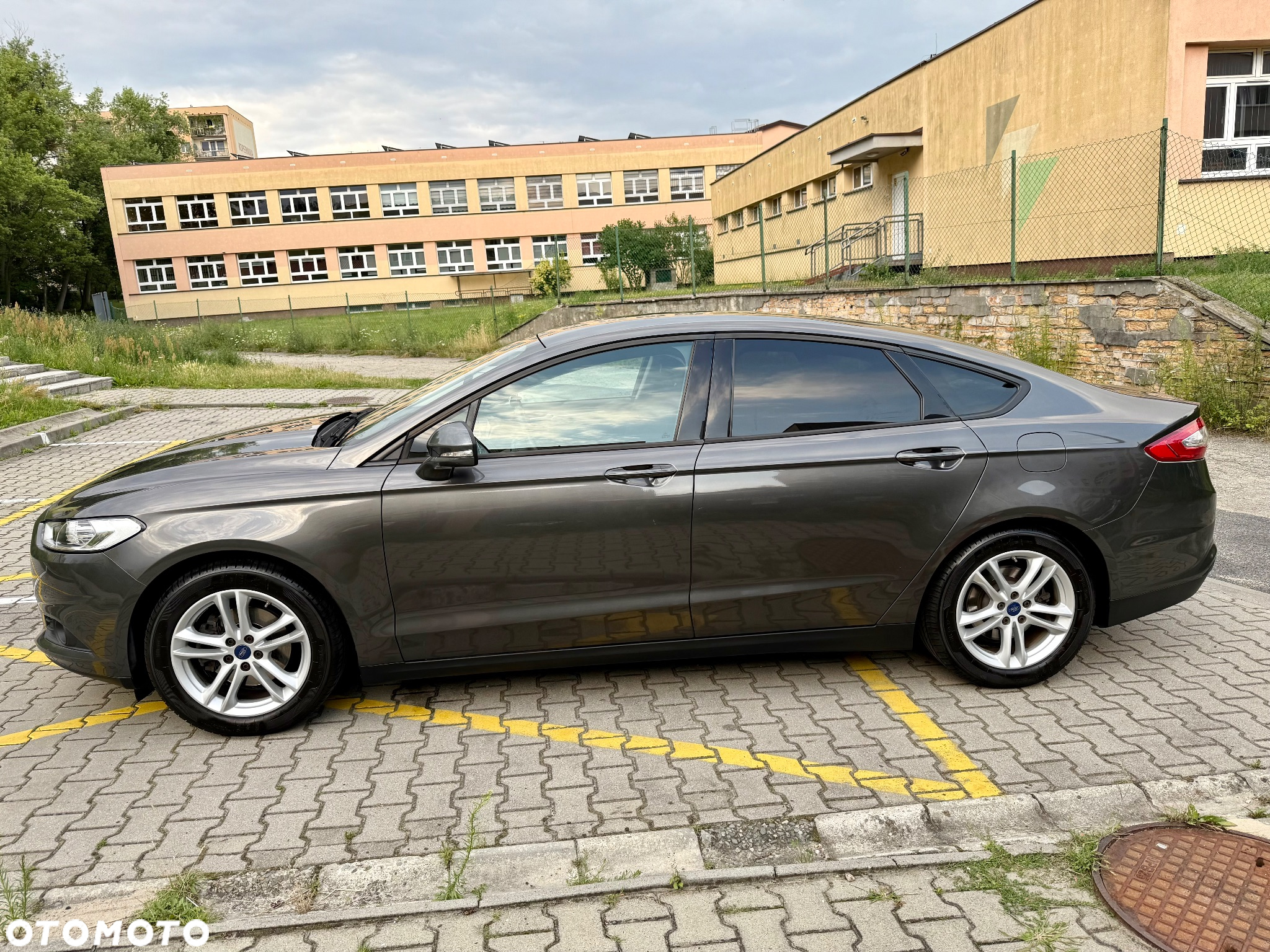 Ford Mondeo 1.5 EcoBoost Trend - 9