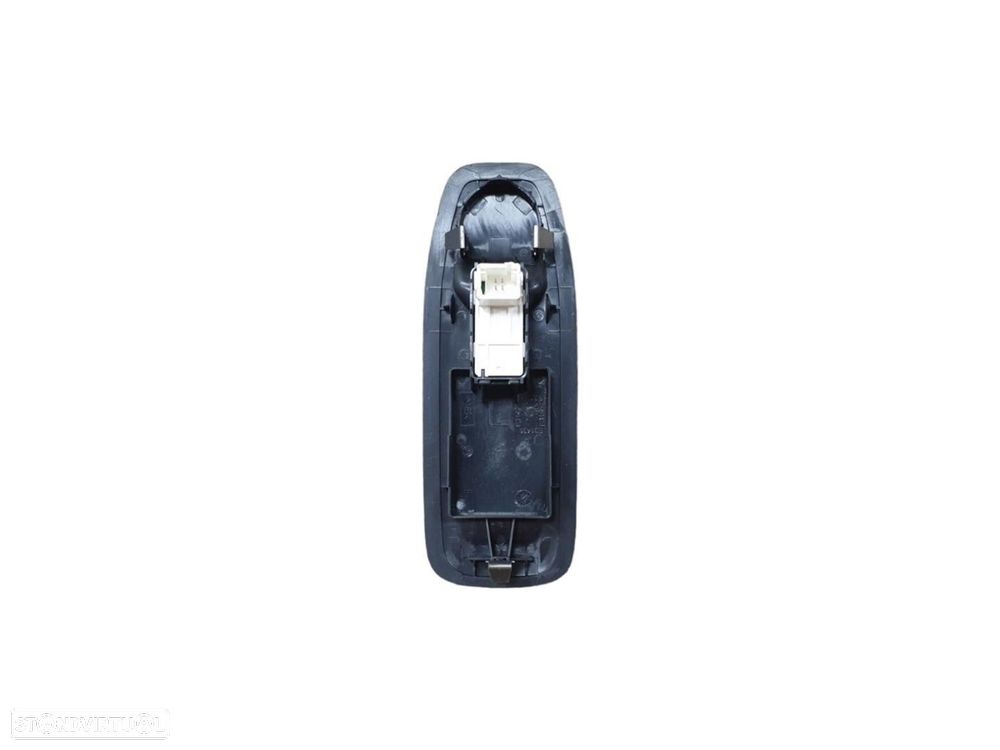 COMANDO ELEVADOR DE VIDRO FRONTAL DIREITO PEUGEOT 208 2016 -96751115ZD - 1