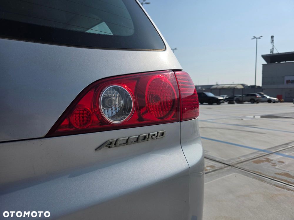 Honda Accord 2.0 Comfort - 19