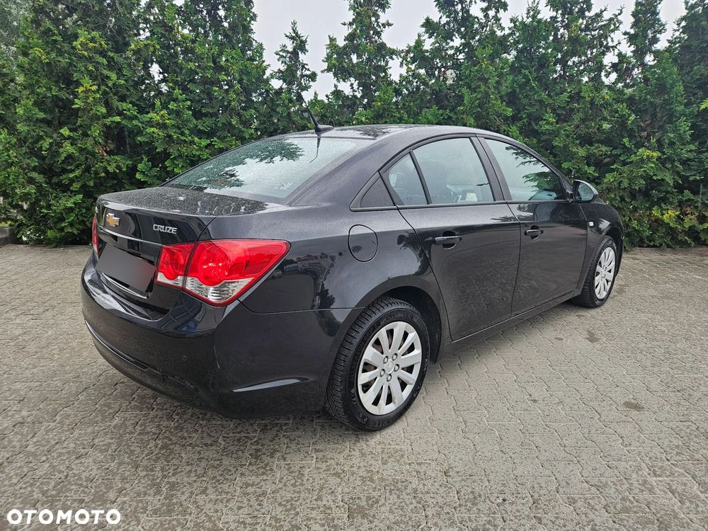 Chevrolet Cruze 1.6 LT+ - 5