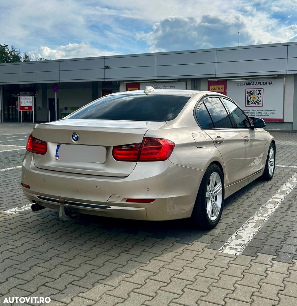 BMW Seria 3 320d Sport Line - 5
