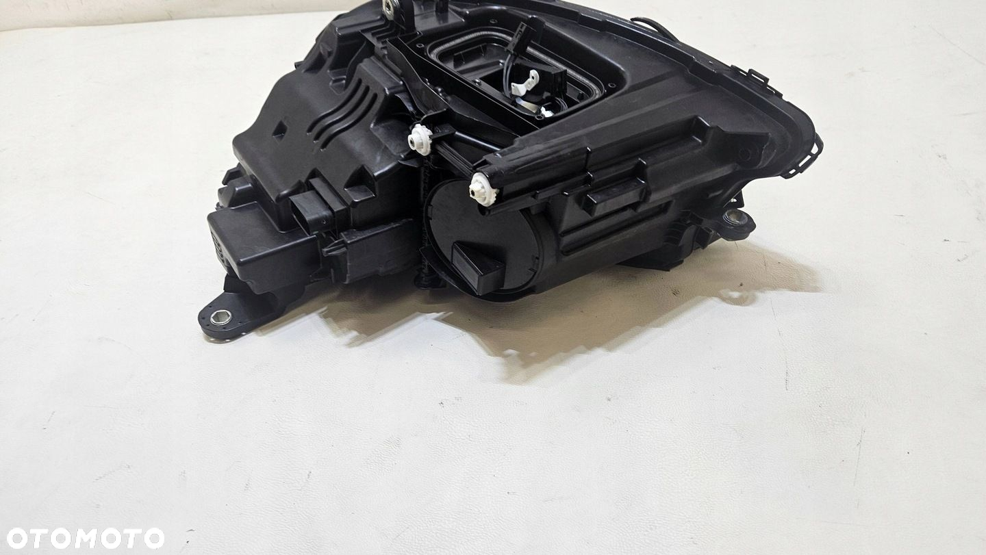 LAMPA PRAWA PRZÓD MERCEDES E-KLASA W213 LIFT 213 FULL LED A2139067609 - 9