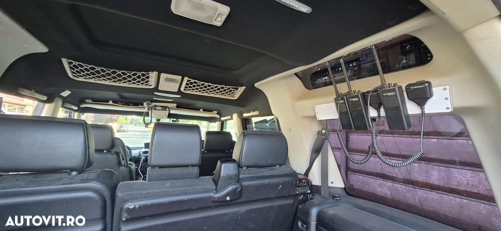 Land Rover Discovery - 11