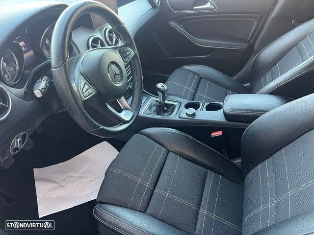 Mercedes-Benz CLA 180 d Shooting Brake Urban - 25
