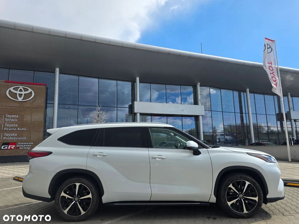 Toyota Highlander 2.5 Hybrid Executive - 20