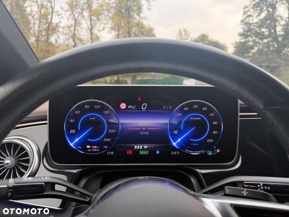 Mercedes-Benz EQE 350+ 90.5kWh Electric Art - 13