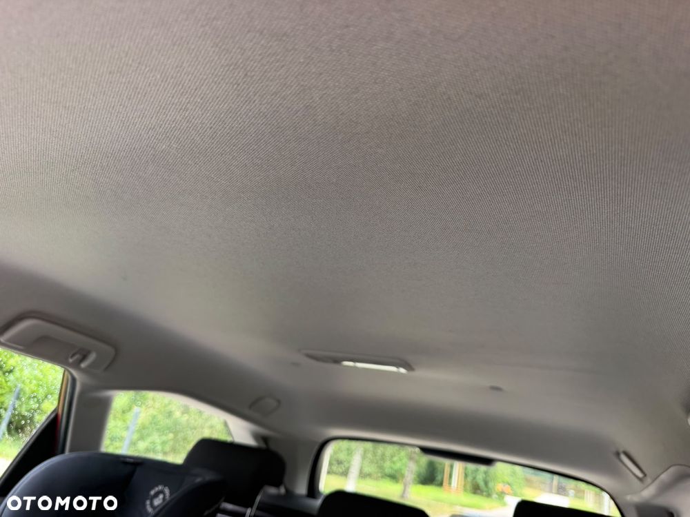 Toyota Auris - 22