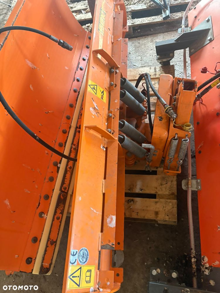 Iseki TH 426O komunalny - 30