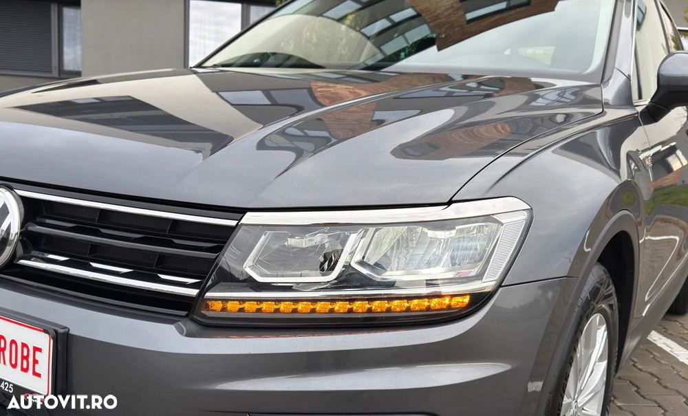 Volkswagen Tiguan - 2