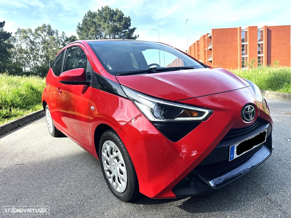 Toyota Aygo x-play - 4