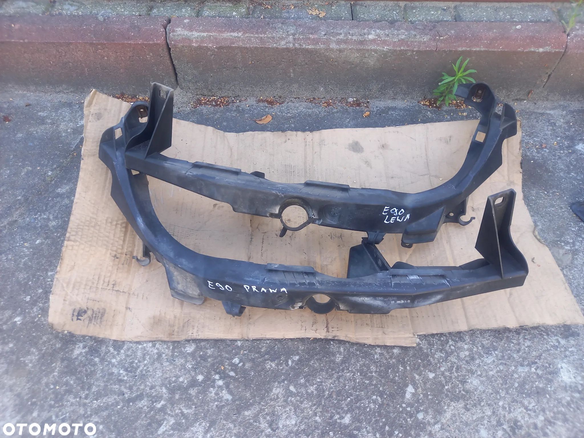 BMW E90 LISTWY PODLAMPOWE PRZOD L/P WAWA - 1