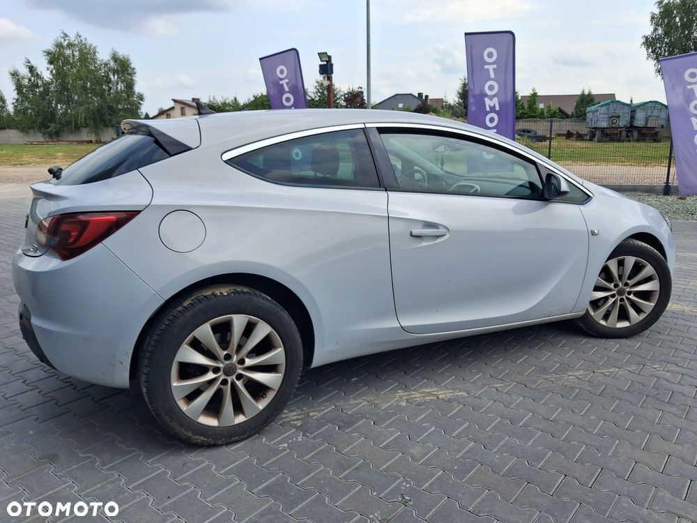 Opel Astra - 4