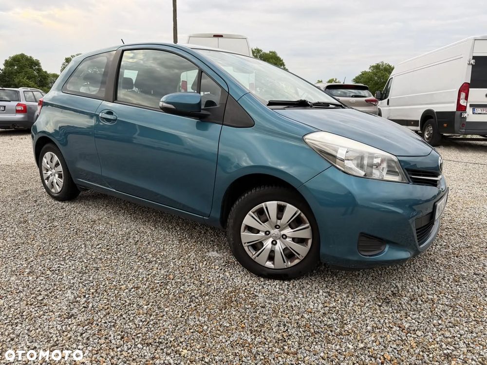 Toyota Yaris - 2