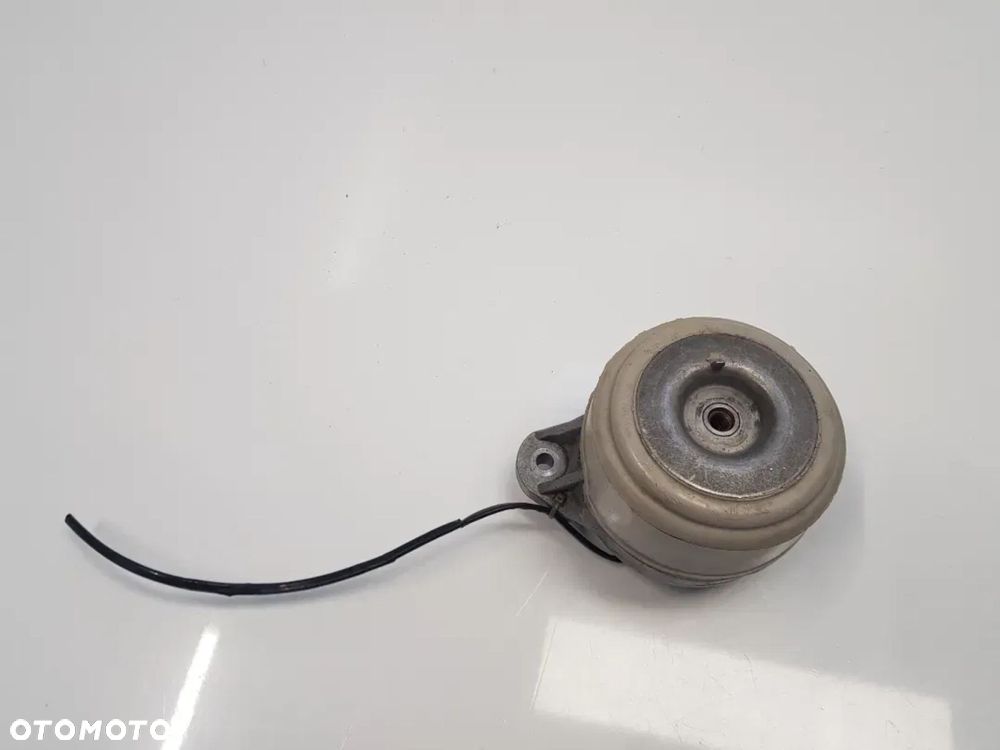 Poduszka silnika Mercedes W204 GLK X204 A2042403717 - 3
