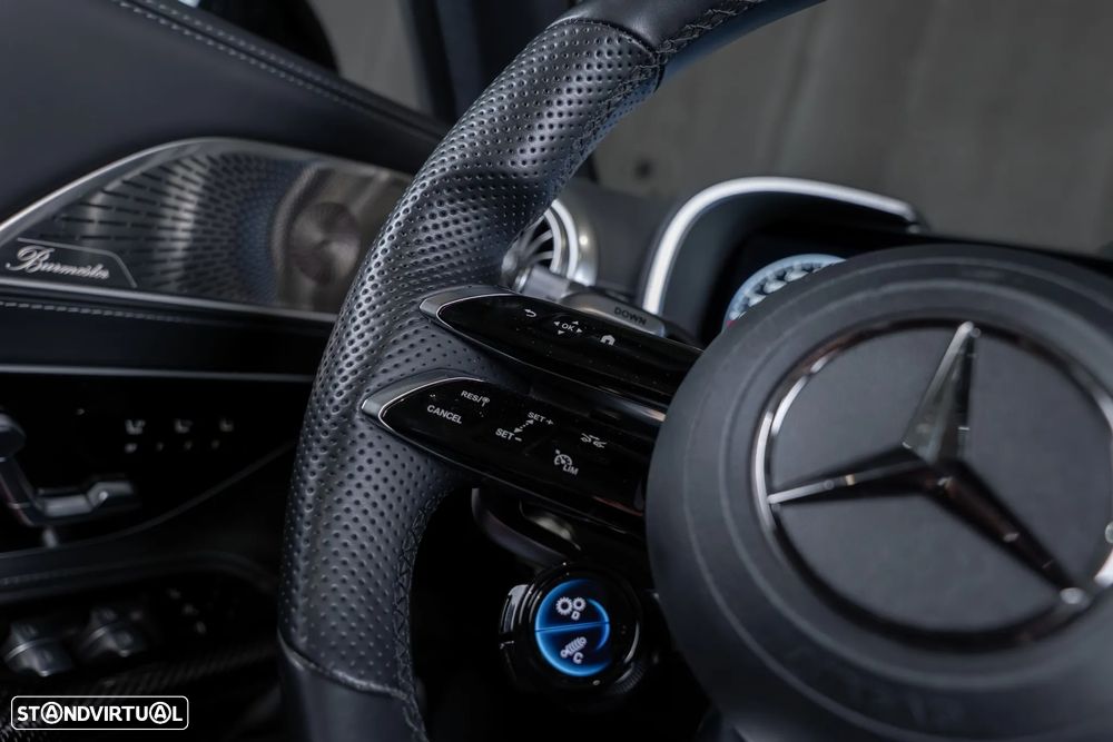 Mercedes-Benz SL 63 AMG 4Matic+ - 13