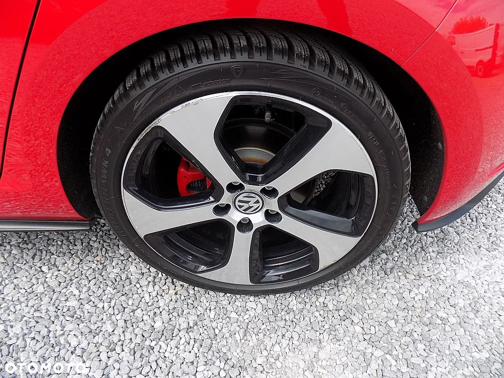Volkswagen Golf 2.0 TSI OPF GTI - 25