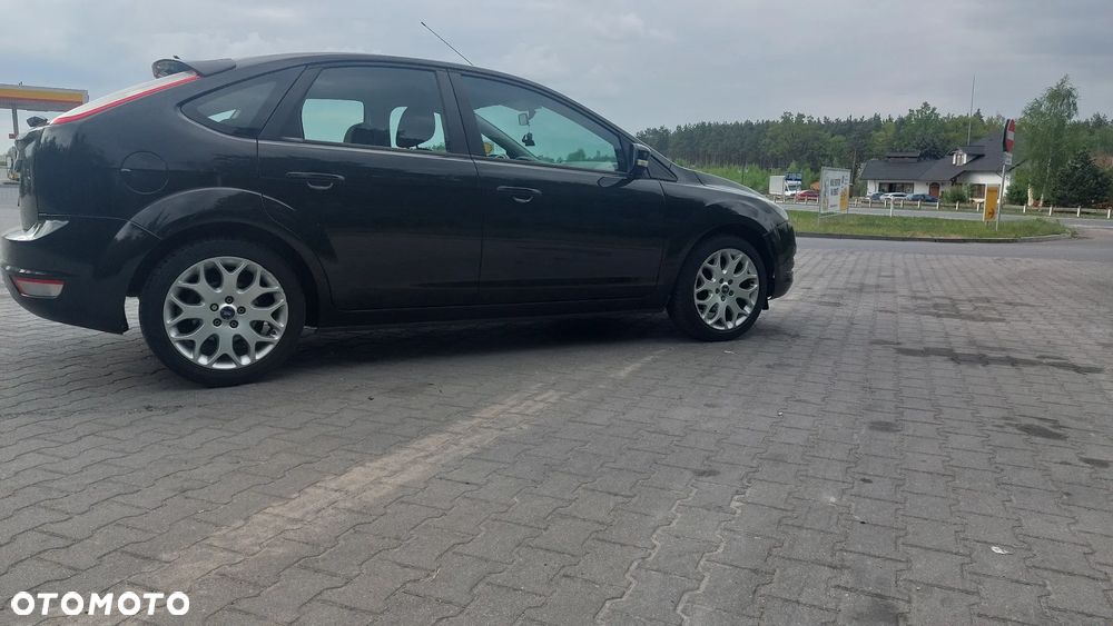 Ford Focus 1.6 Ti-VCT Black Magic - 32
