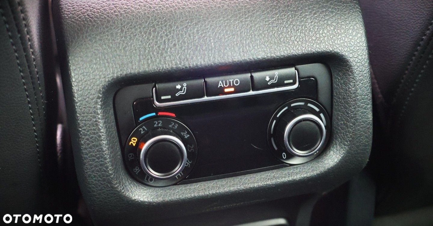 Volkswagen Sharan - 32