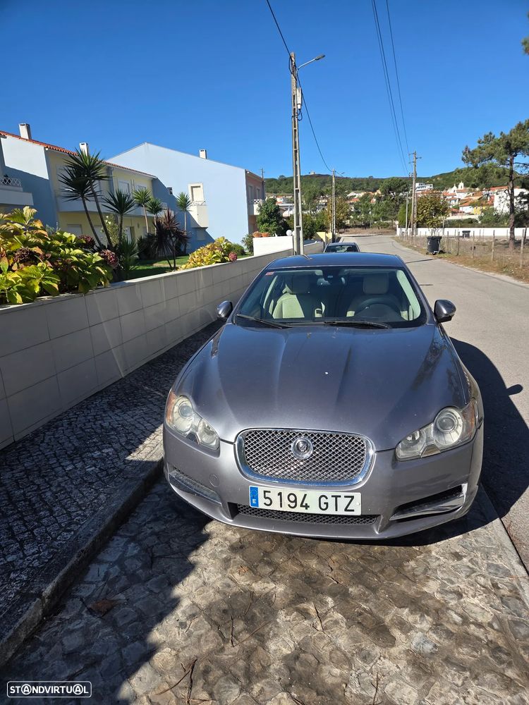Jaguar XF - 3