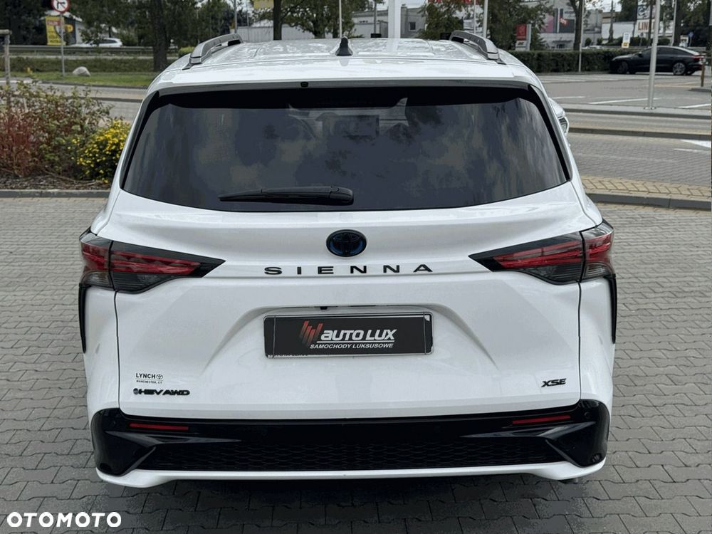 Toyota Sienna - 19
