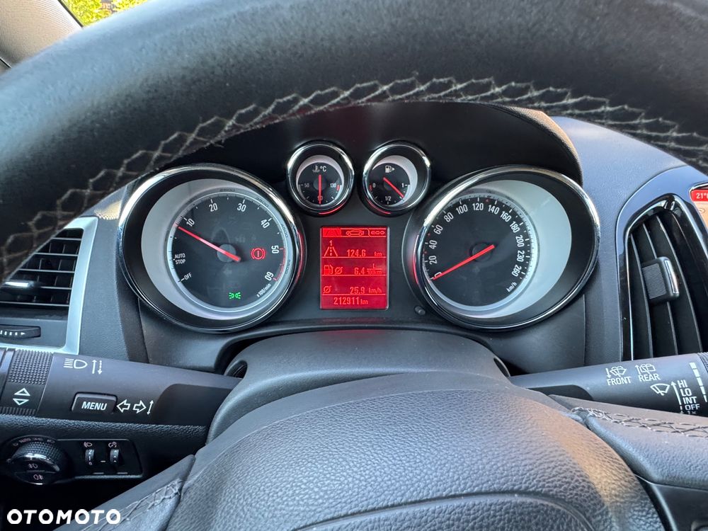 Opel Astra 1.6 CDTI Cosmo - 30