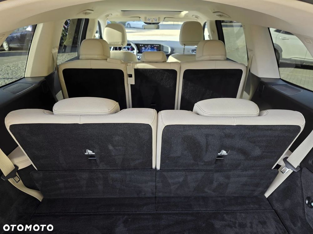 Mercedes-Benz GLS - 19