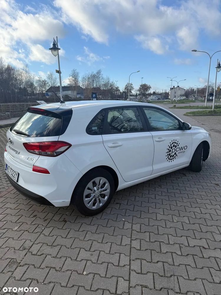 Hyundai i30 1.4 Base - 4