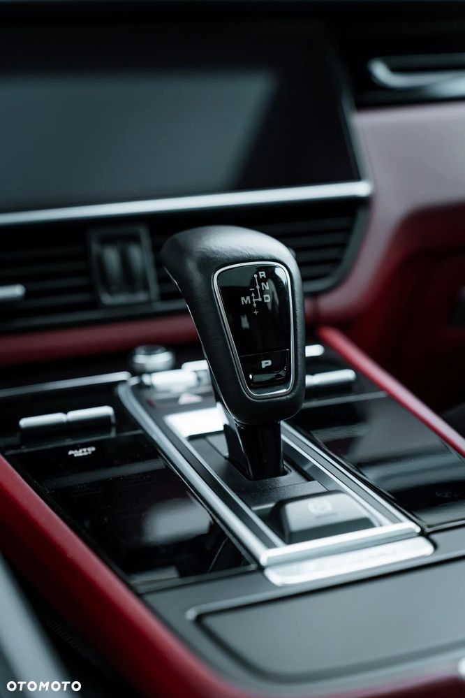 Porsche Cayenne S - 11