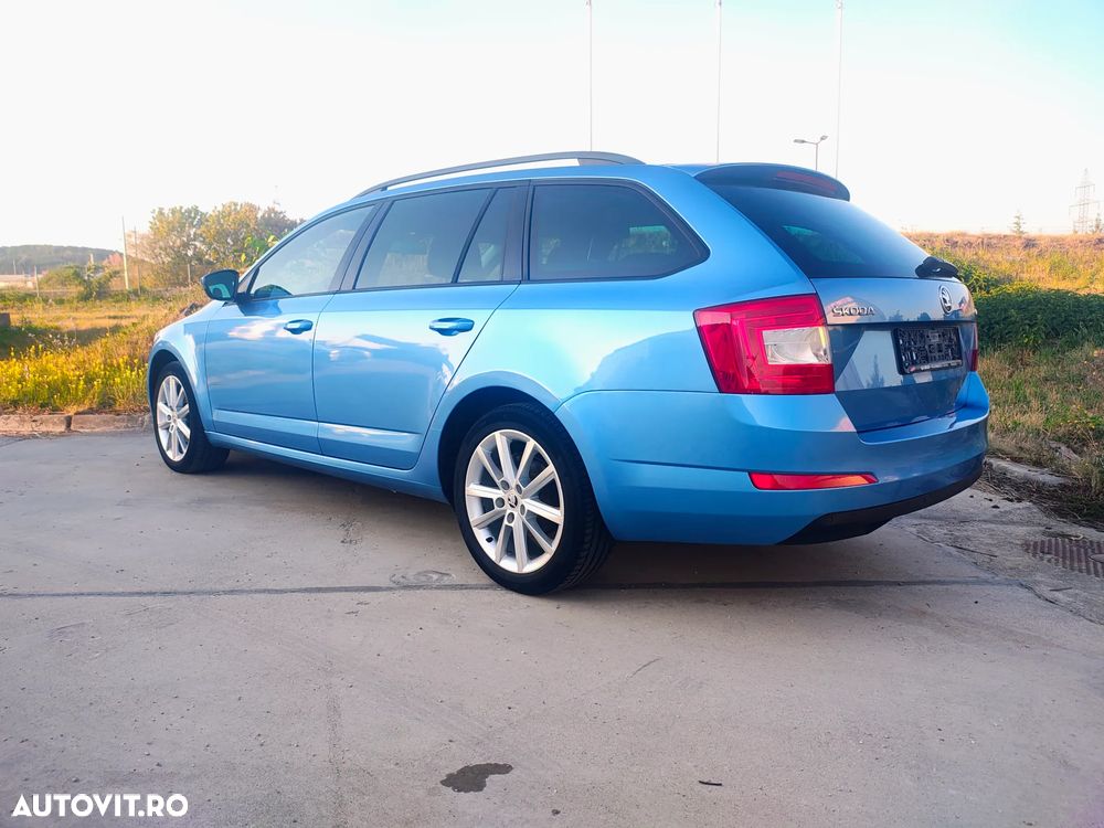 Skoda Octavia 1.6 TDI DPF Ambition - 3