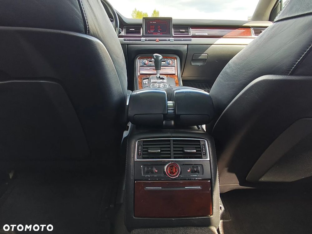 Audi A8 - 14