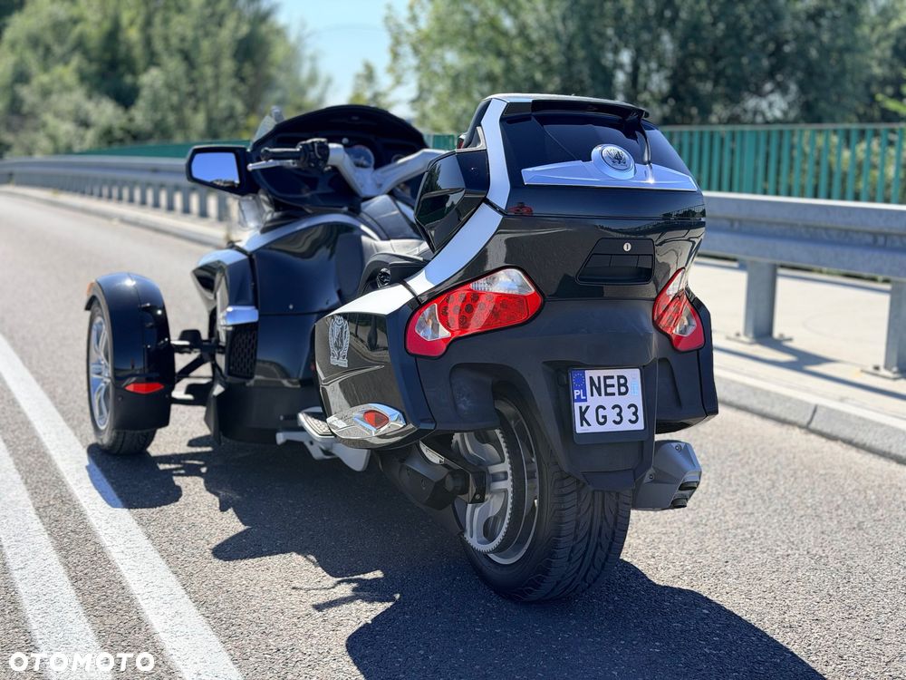 Can-Am Spyder - 7