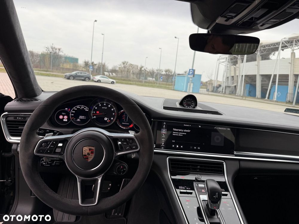 Porsche Panamera - 11