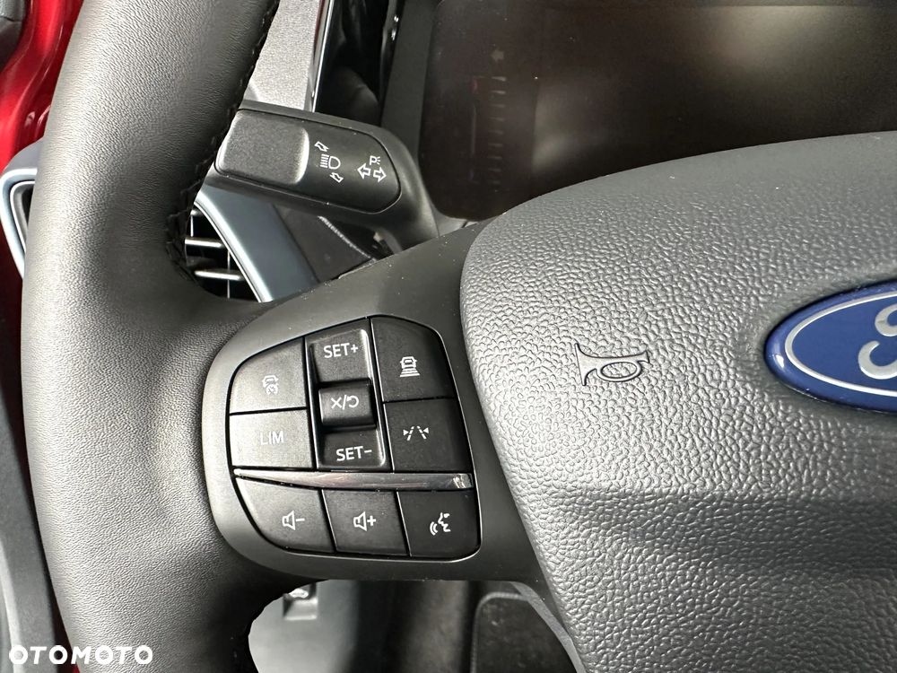 Ford Tourneo - 18