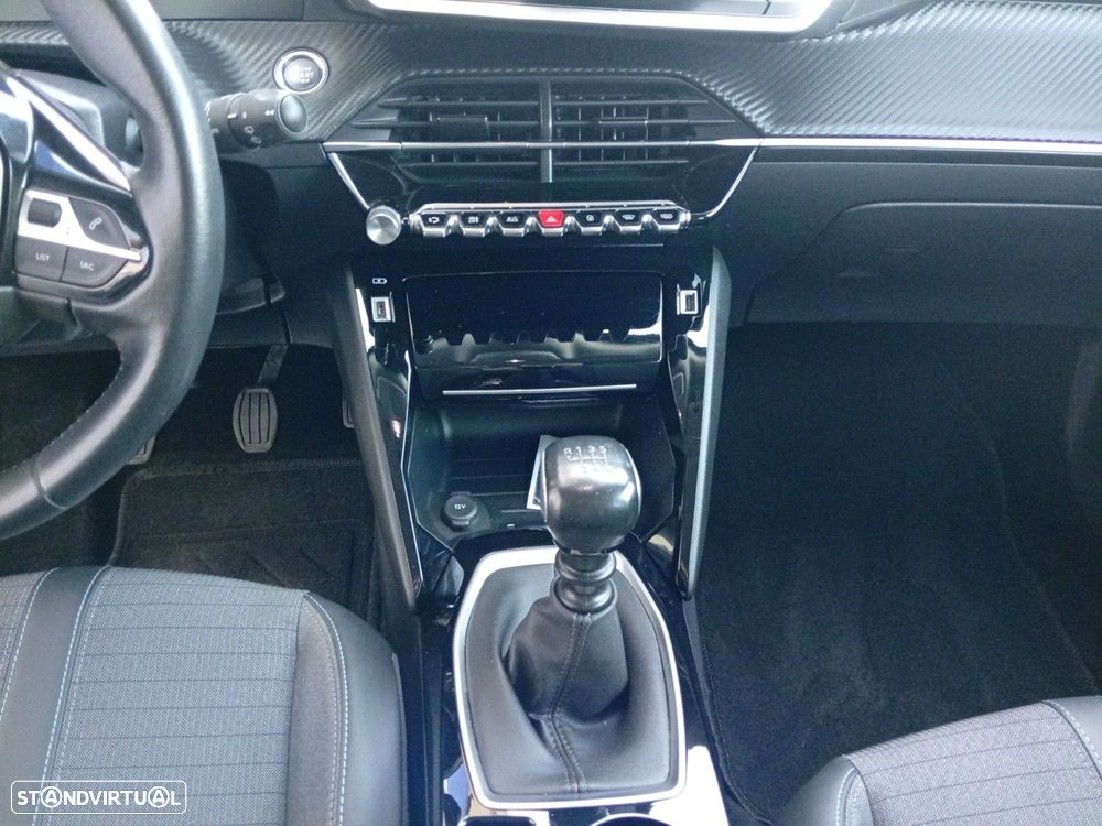 Peugeot 2008 1.2 PureTech Allure - 11