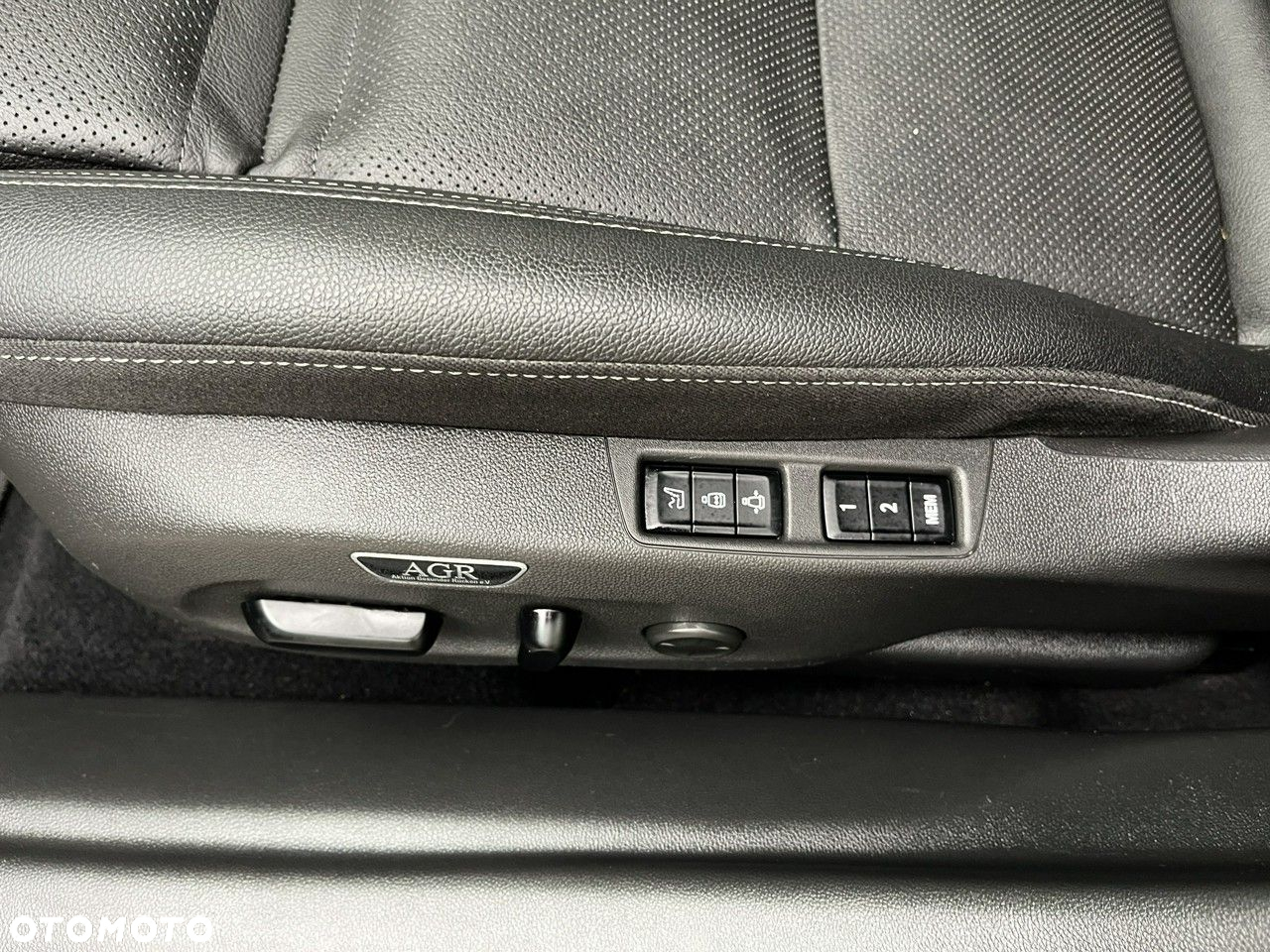 Opel Insignia - 22